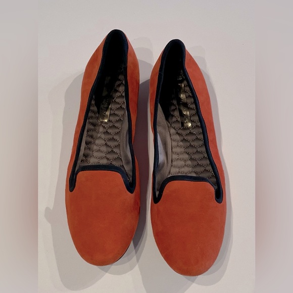 BCBGMaxAzria Shoes - BCBG Flat Suede Orange and Black